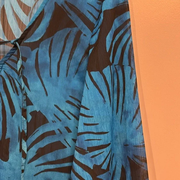 Tommy Bahama Coverup-large - Picture 4 of 7